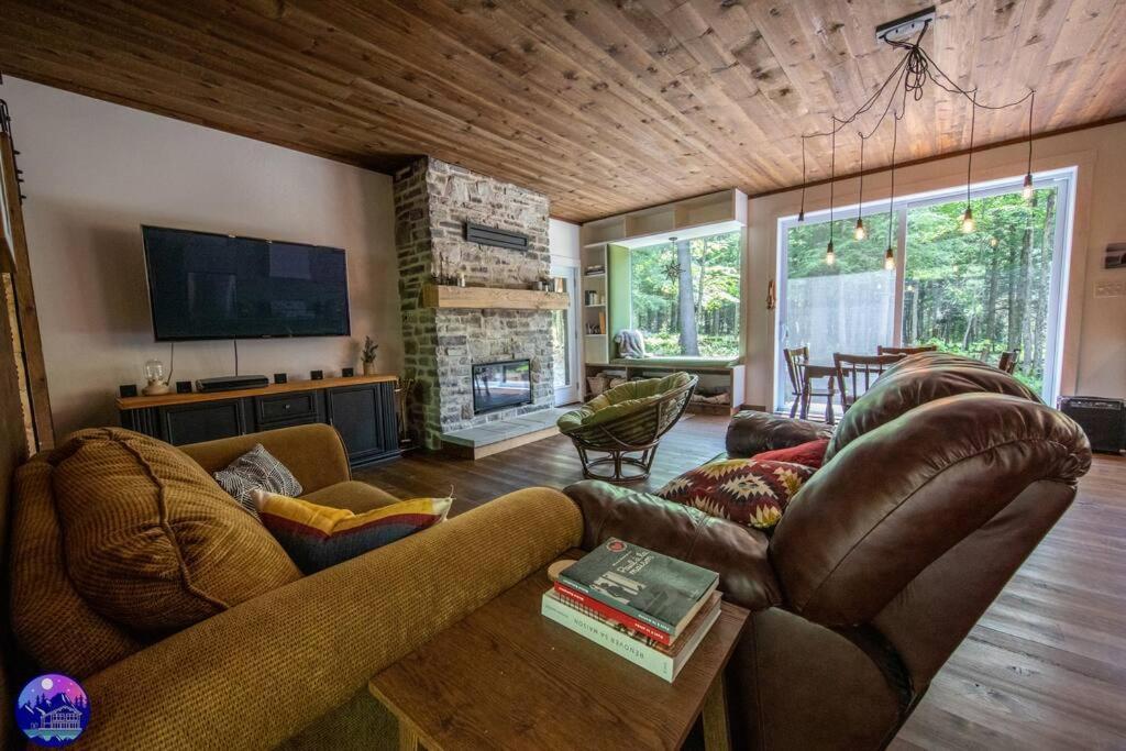 Chalet Deschamps- SPA- Chien accepté- Nature- Estrie Mansonville Exterior foto