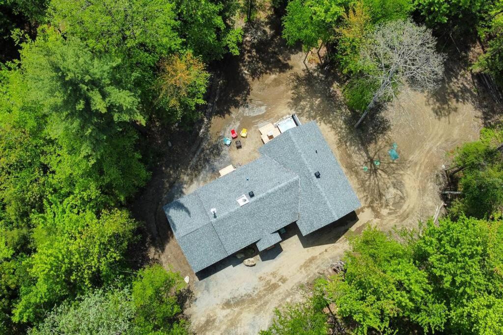 Chalet Deschamps- SPA- Chien accepté- Nature- Estrie Mansonville Exterior foto